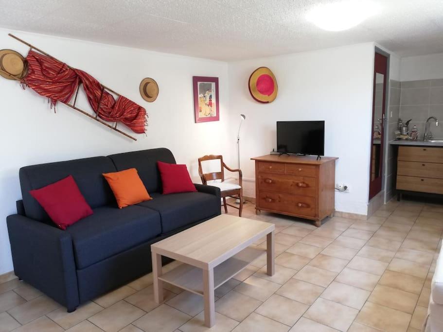 Studio 28m2 climatisé,WIFI, proche des calanques,plages La Ciotat Exterior foto