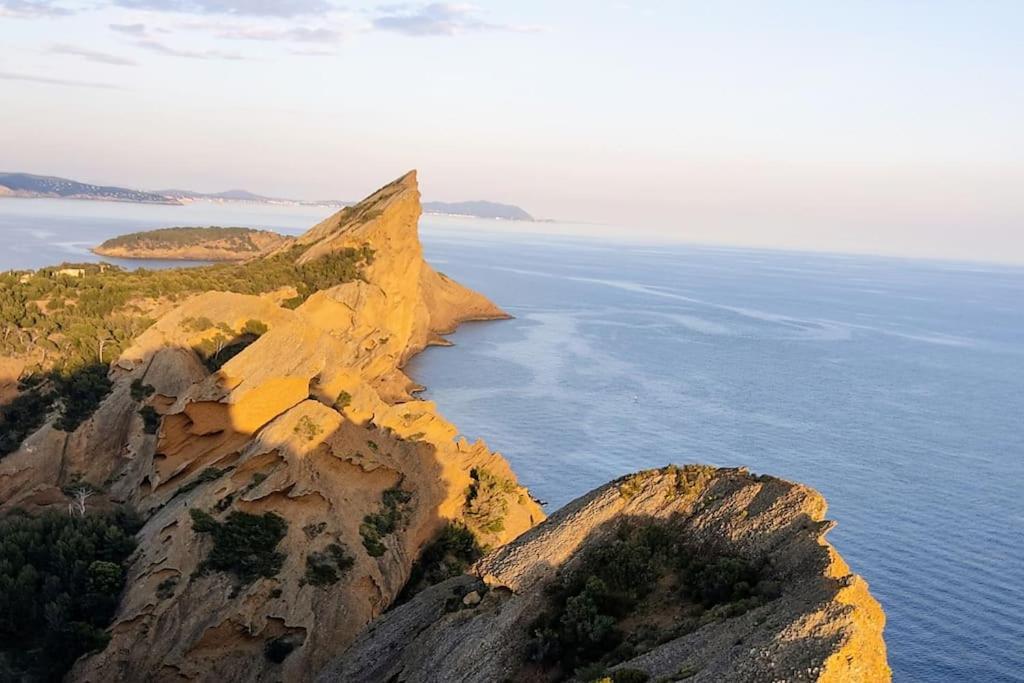 Studio 28m2 climatisé,WIFI, proche des calanques,plages La Ciotat Exterior foto